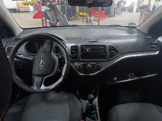 Kia Picanto Picanto (TA) Hatchback 1.2 16V (G4LA5) [63kW]  (09-2011/06-2017) picture 5