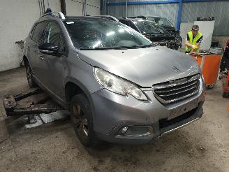 Peugeot 2008 2008 (CU) MPV 1.2 Vti 12V PureTech 82 (EB2F(HMZ)) [60kW]  (03-2013/12-=
2018) picture 2