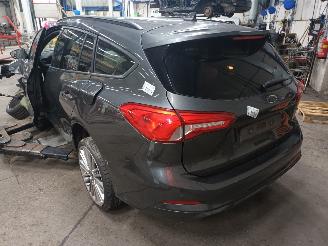 Ford Focus Focus 4 Wagon Combi 1.5 EcoBoost 12V 182 (Y1DA) [134kW]  (09-2018/12-2=
025) picture 4