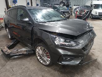 Ford Focus Focus 4 Wagon Combi 1.5 EcoBoost 12V 182 (Y1DA) [134kW]  (09-2018/12-2=
025) picture 2