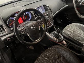 Opel Astra Astra J (PC6/PD6/PE6/PF6) Hatchback 5-drs 1.4 Turbo 16V (A14NET(Euro 5=
)) [103kW]  (12-2009/10-2015) picture 16