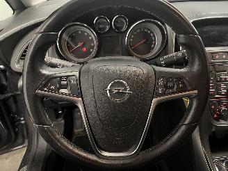 Opel Astra Astra J (PC6/PD6/PE6/PF6) Hatchback 5-drs 1.4 Turbo 16V (A14NET(Euro 5=
)) [103kW]  (12-2009/10-2015) picture 10