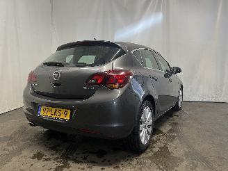 Opel Astra Astra J (PC6/PD6/PE6/PF6) Hatchback 5-drs 1.4 Turbo 16V (A14NET(Euro 5=
)) [103kW]  (12-2009/10-2015) picture 5