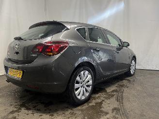 Opel Astra Astra J (PC6/PD6/PE6/PF6) Hatchback 5-drs 1.4 Turbo 16V (A14NET(Euro 5=
)) [103kW]  (12-2009/10-2015) picture 6