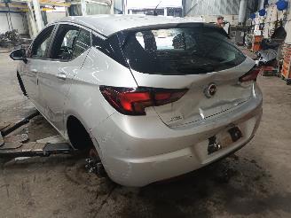 Opel Astra Astra K Hatchback 5-drs 1.6 CDTI 110 16V (B16DTE(Euro 6)) [81kW]  (06-=
2015/12-2022) picture 4