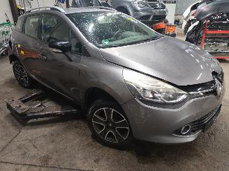 Renault Clio Clio IV Estate/Grandtour (7R) Combi 5-drs 0.9 Energy TCE 90 12V (H4B-4=
00(H4B-A4)) [66kW]  (01-2013/08-2021) picture 2