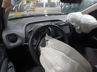 Citroën C1 C1 Hatchback 1.0 12V VVT-i (1KR-FE(CFB)) [53kW]  (06-2018/07-2021) picture 5