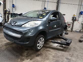 Démontage voiture Peugeot 107 107 Hatchback 1.0 12V (384F(1KR)) [50kW]  (06-2005/05-2014) 2010/5
