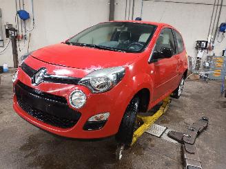 rozbiórka samochody osobowe Renault Twingo Twingo II (CN) Hatchback 3-drs 1.5 dCi 90 FAP (K9K-820(K9K-P8)) [63kW]=
  (10-2010/09-2014) 2012/3