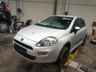 rozbiórka samochody osobowe Fiat Punto Punto III (199) Hatchback 0.9 TwinAir Turbo 100 (199.B.7000(Euro 6)) [=
74kW]  (12-2013/08-2018) 2014/5