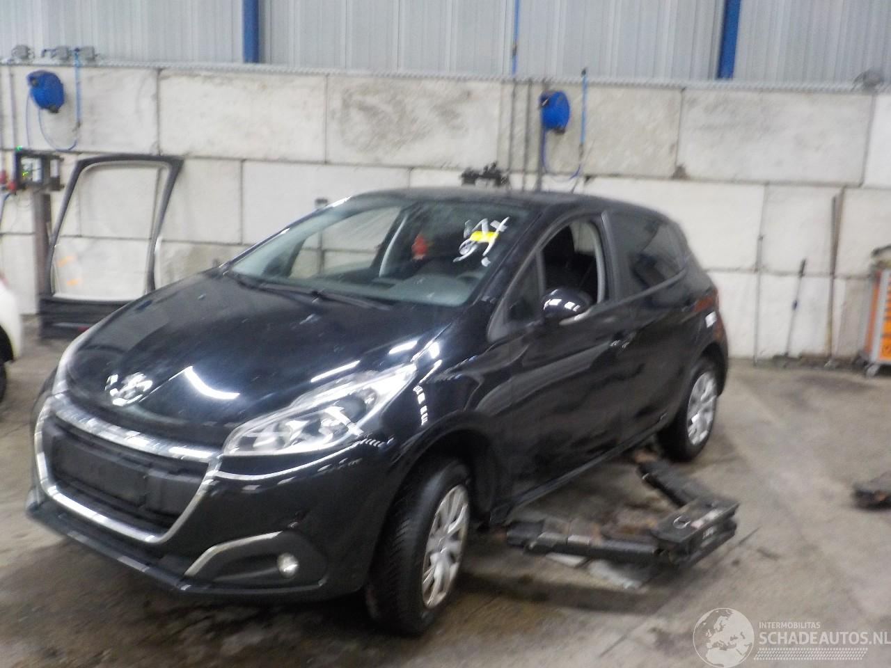 Peugeot 208 208 I (CA/CC/CK/CL) Hatchback 1.2 Vti 12V PureTech 82 (EB2F(HMZ)) [60k=
W]  (03-2012/12-2019)