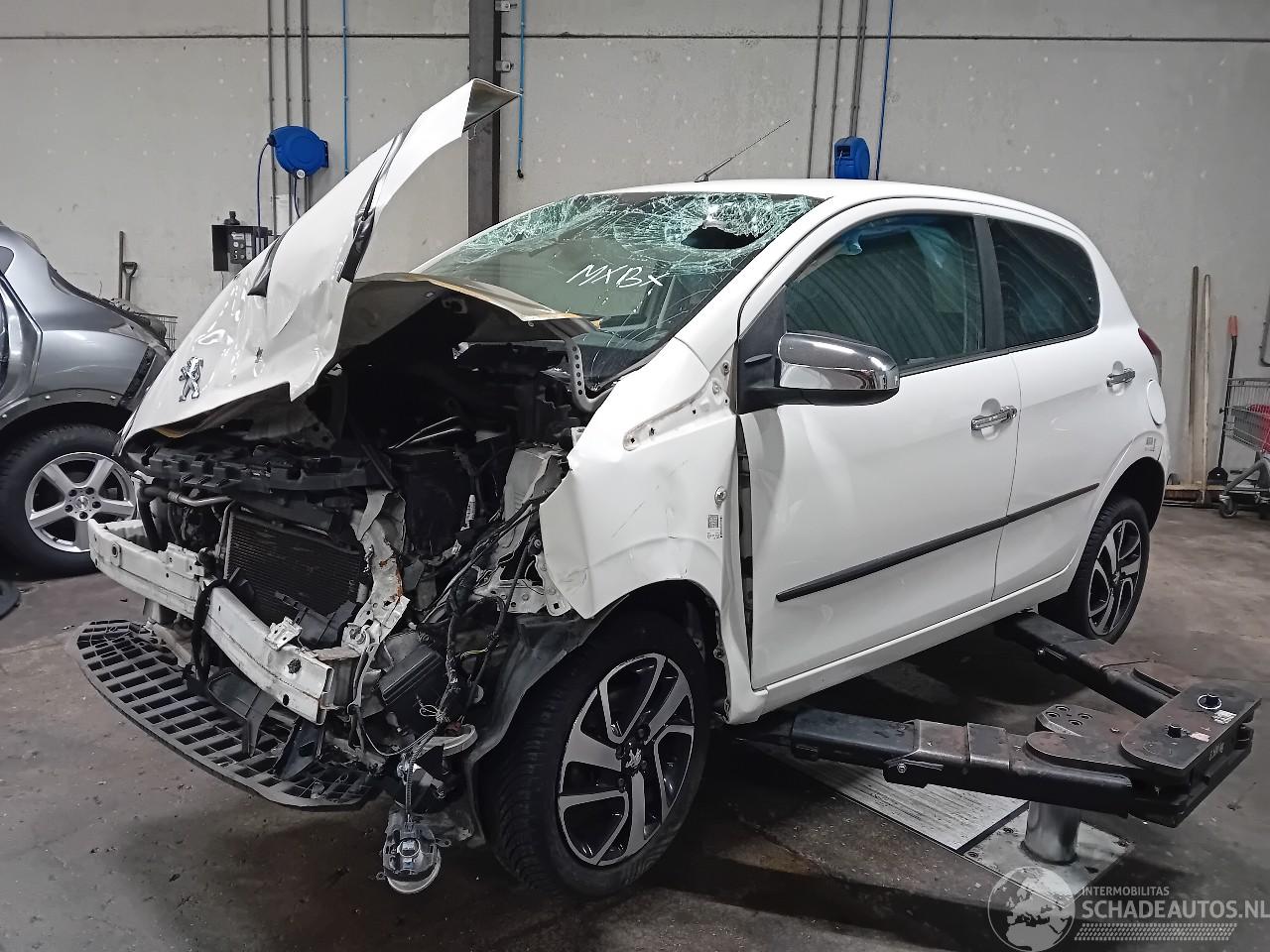 Peugeot 108 108 Hatchback 1.0 12V (1KRFE(CFB)) [51kW]  (05-2014/...)