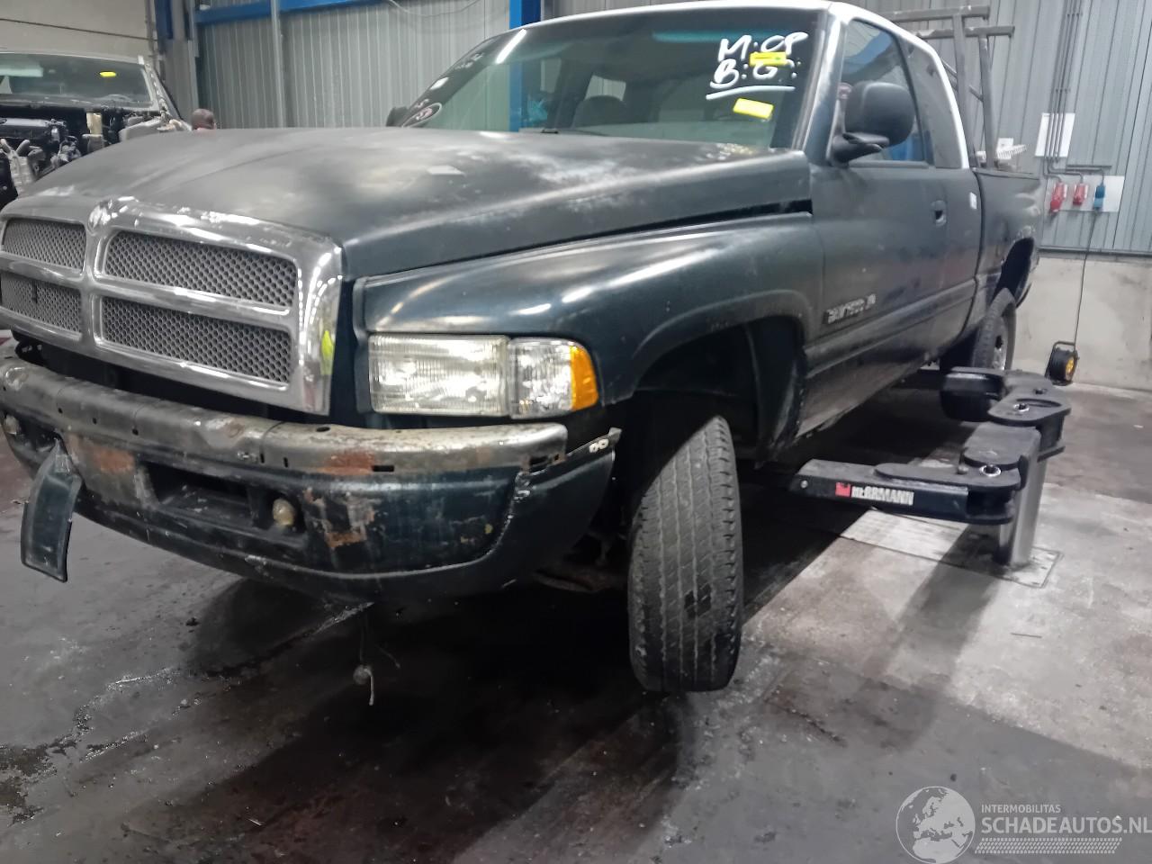 Dodge Ram Ram Pick-up 5.2 1500 4x2 (Y(V8-318)) [172kW]  (01-1993/09-2001)