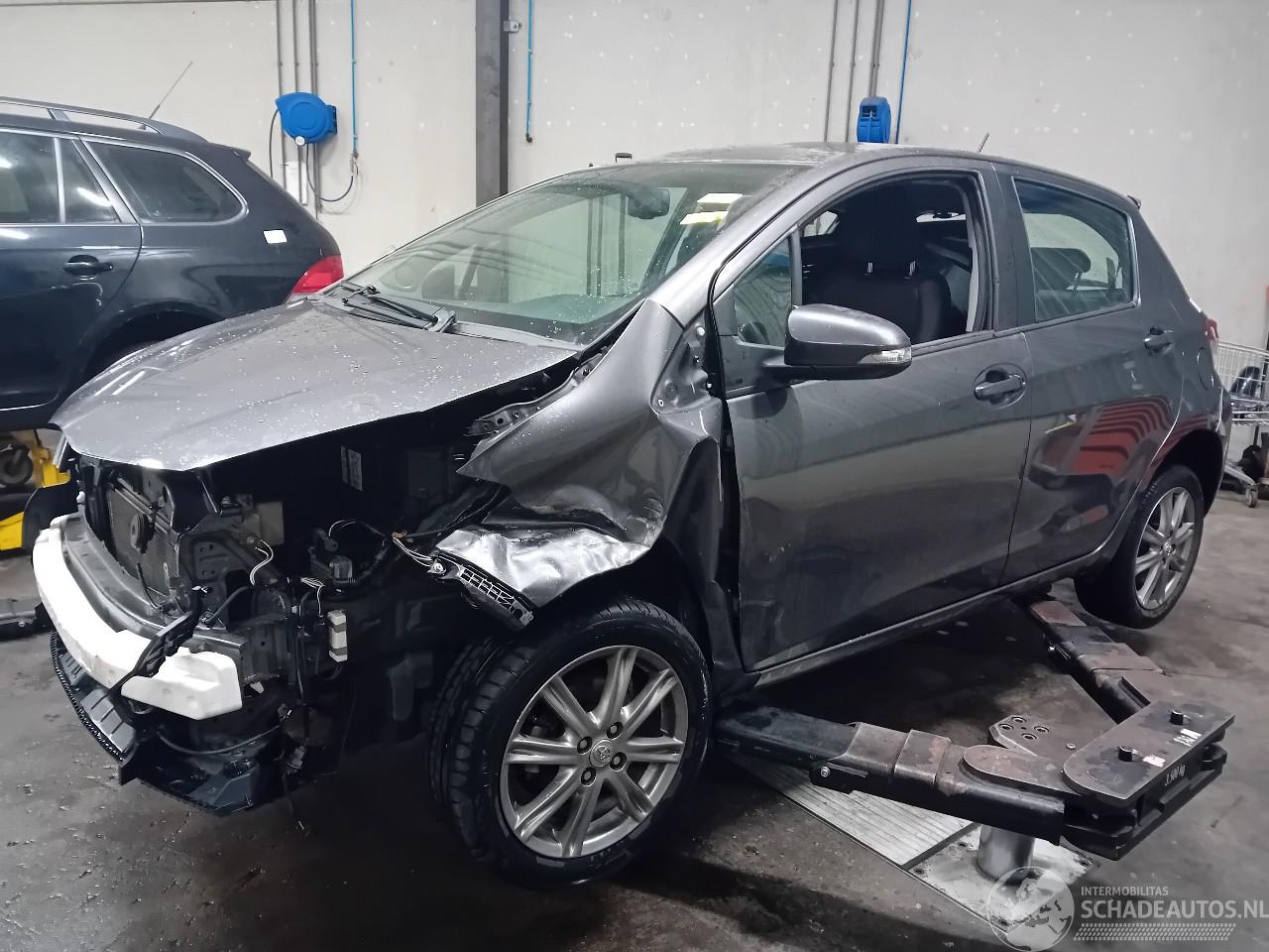 Toyota Yaris Yaris III (P13) Hatchback 1.33 16V Dual VVT-I (1NRFE) [73kW]  (09-2011=
/09-2020)