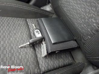 Opel Astra SPORTS TOURER 1.0 Online Edition Navi 5-drs picture 18