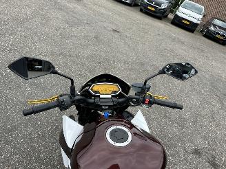 Kawasaki Z 1000 Tour ABS 139pk - 20dkm - unieke kleurcombinatie - goede banden - led - volledig rijdbaar kapschade picture 33