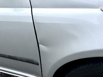 Toyota Yaris 1.0-16V VVT-i 68pk L.Luna - airco - 96dkm nap - 5 deurs - stuurbrk - cv - lederen stuurwiel - zo rijdbaar picture 8