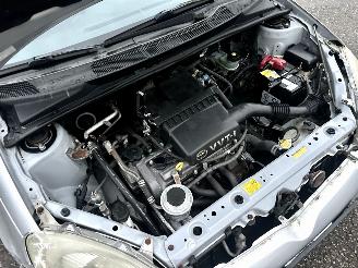 Toyota Yaris 1.0-16V VVT-i 68pk L.Luna - airco - 96dkm nap - 5 deurs - stuurbrk - cv - lederen stuurwiel - zo rijdbaar picture 13