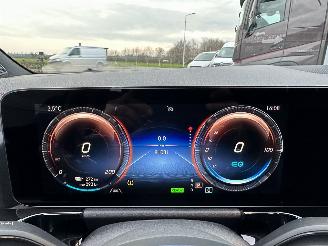 Mercedes EQA 250 AMG 190pk aut + f1 Business Solution 67kWh - navi - widescreen - sfeerverl - camera - elektr klep picture 42