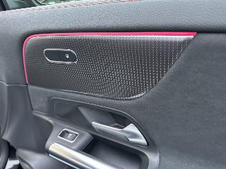 Mercedes EQA 250 AMG 190pk aut + f1 Business Solution 67kWh - navi - widescreen - sfeerverl - camera - elektr klep picture 111