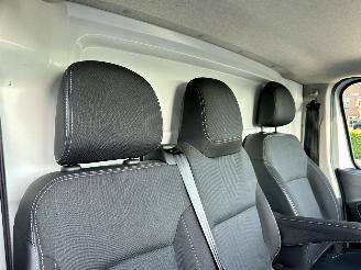 Renault Trafic Gereserveerd 2.0 dCi 120pk 6-bak T29 L2/H1 Bns - 3pers - facelift - 34dkm - pdc - trekh - navi - airco - cruise - aux - usb picture 25