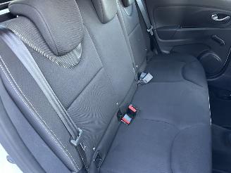 Renault Clio Estate 1.5 dCi 90pk ECO Expr - 142dkm nap - nw distr.riem 118dkm - navi - airco - cruise - pdc - trekh picture 54