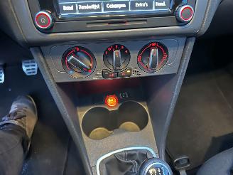 Volkswagen Polo 1.2 TSI 105pk 6-bak Highline 5drs - pano - airco - cruise - pdc - lmv - 4x elektr ramen - alcantara picture 15