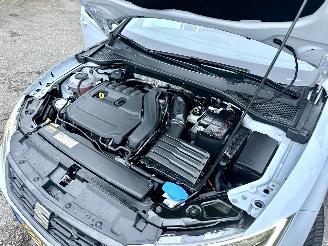 Seat Leon 1.5 TSI 131pk FR Ult Ed - pano - 78dkm - facelift - virtual - front assist - sfeerverl - pdc v+a - alarm - nardo grey picture 11