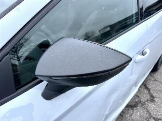 Seat Leon 1.5 TSI 131pk FR Ult Ed - pano - 78dkm - facelift - virtual - front assist - sfeerverl - pdc v+a - alarm - nardo grey picture 127