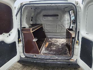 Fiat Fiorino schadevrije Fiorino III cargo 1.3 MJT EURO 6 AIRCO nwe APK &NAP picture 17