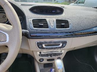 Renault Mégane schadevrije NWE APK AUTOMAAT Cabriolet 1.5 dCi Dynamique picture 12