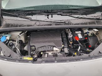 Opel Combo Opel Combo benzine 1.2 PureTech 110 S&S Lengte 2 picture 18