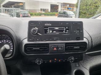 Opel Combo Opel Combo benzine 1.2 PureTech 110 S&S Lengte 2 picture 11