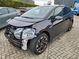Volkswagen ID.3 Pro Performance Edition leer/alcantara 58 kWh range 425 km nwpr € 47000 AUTO RIJDT! picture 2