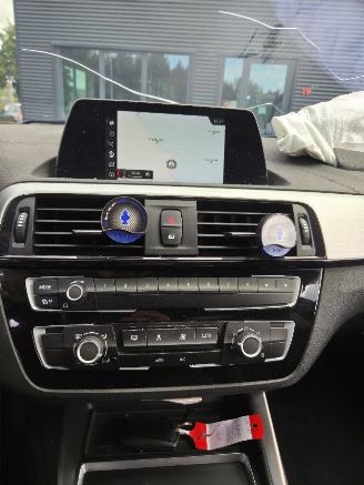 BMW 2-serie 218i COUPE /  M- PERFORMANCE picture 18