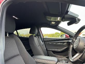 Mazda 3 2.0 SkyActiv-G Luxery | RHD | HUD | CAMERA | ACC picture 22