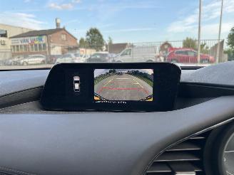 Mazda 3 2.0 SkyActiv-G Luxery | RHD | HUD | CAMERA | ACC picture 19