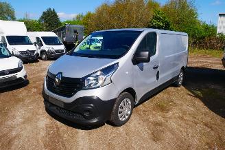begagnad bil bedrijf Renault Trafic L2H1 2016/3