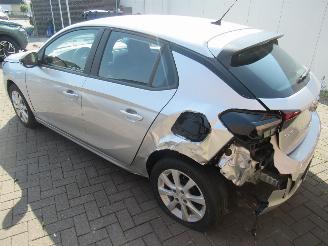 Opel Corsa 1.2B Edition 13.590km!!  Airco CruiseControl Parktronic Navigatie-Voorbereid picture 5