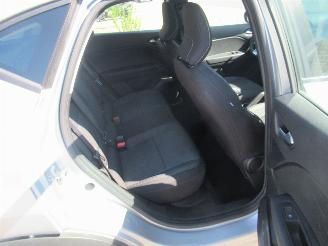 Renault Captur  picture 12