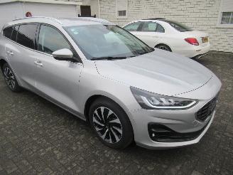 Auto incidentate Ford Focus 1.5D EcoBlue AUT. (Lichte Vracht) TiTanium  Climat Navi Camera StoelVerwarming...... 2024/9