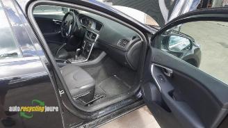 Volvo V-40 V40 (MV), Hatchback 5-drs, 2012 / 2019 2.0 D2 16V picture 11