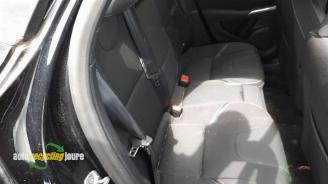 Volvo V-40 V40 (MV), Hatchback 5-drs, 2012 / 2019 2.0 D2 16V picture 14