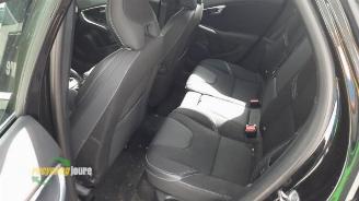 Volvo V-40 V40 (MV), Hatchback 5-drs, 2012 / 2019 2.0 D2 16V picture 15