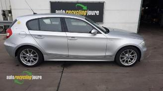 Vrakbiler auto BMW 1-serie 1 serie (E87/87N), Hatchback 5-drs, 2003 / 2012 116i 1.6 16V 2005/8