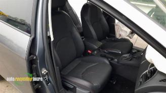 Seat Leon Leon (5FB), Hatchback 5-drs, 2012 / 2020 1.4 TSI ACT 16V picture 14