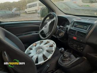 Opel Combo Combo Tour, MPV, 2012 / 2018 2.0 CDTI 16V picture 12
