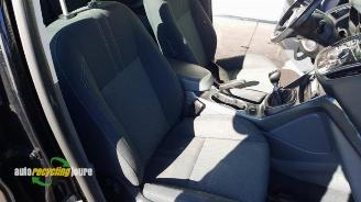 Ford C-Max C-Max (DXA), MPV, 2010 / 2019 1.0 Ti-VCT EcoBoost 12V 125 picture 13