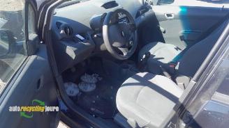 Chevrolet Spark Spark (M300), Hatchback, 2010 1.0 16V picture 19