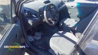 Chevrolet Spark Spark (M300), Hatchback, 2010 1.0 16V picture 19